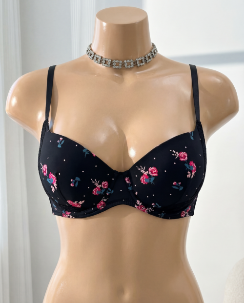 Soutien-gorge à armatures élégant