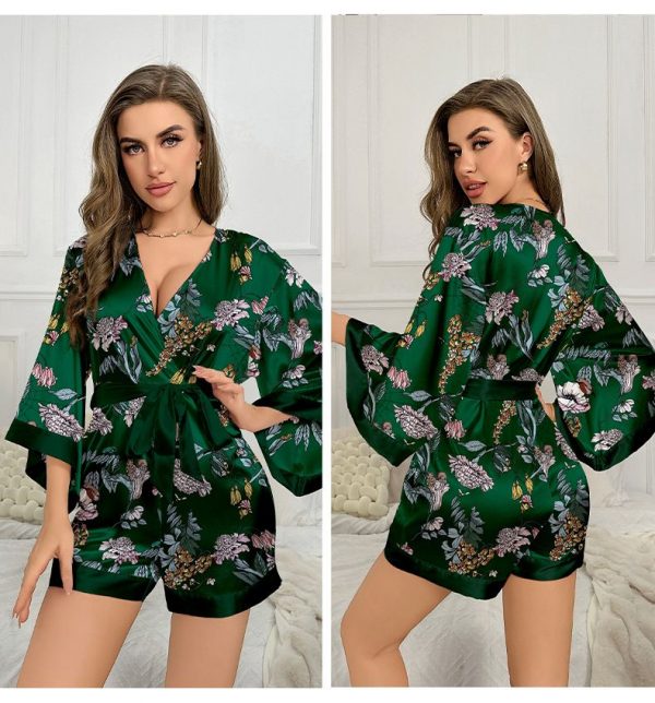 model3d Robe de nuit en satin à imprimé floral